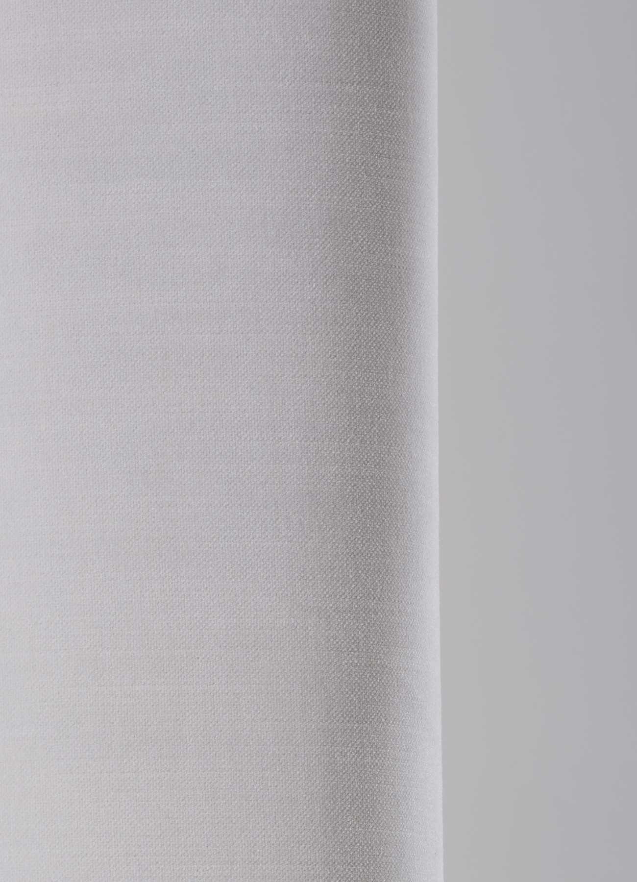 Short pile polyester velvet