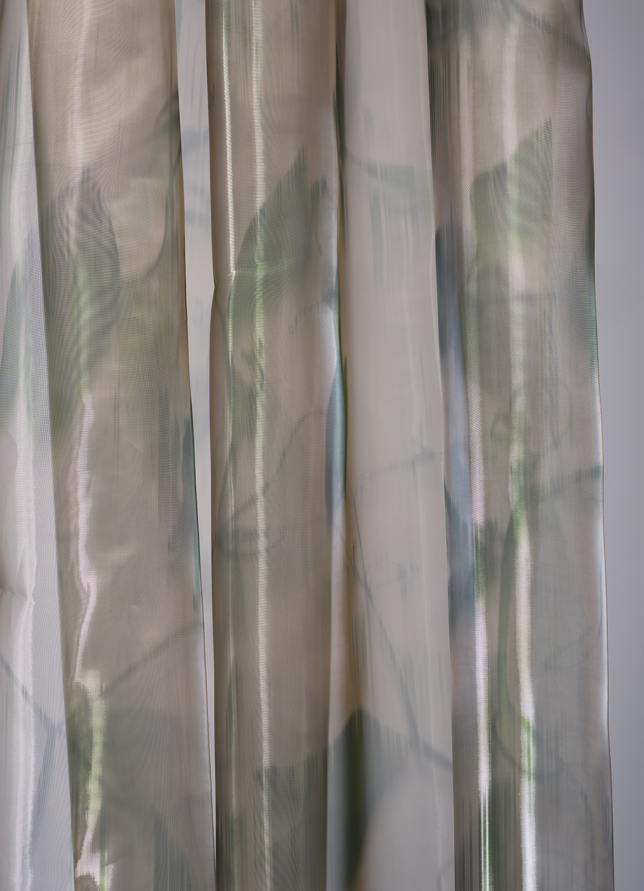 Printed metallic shine fabric