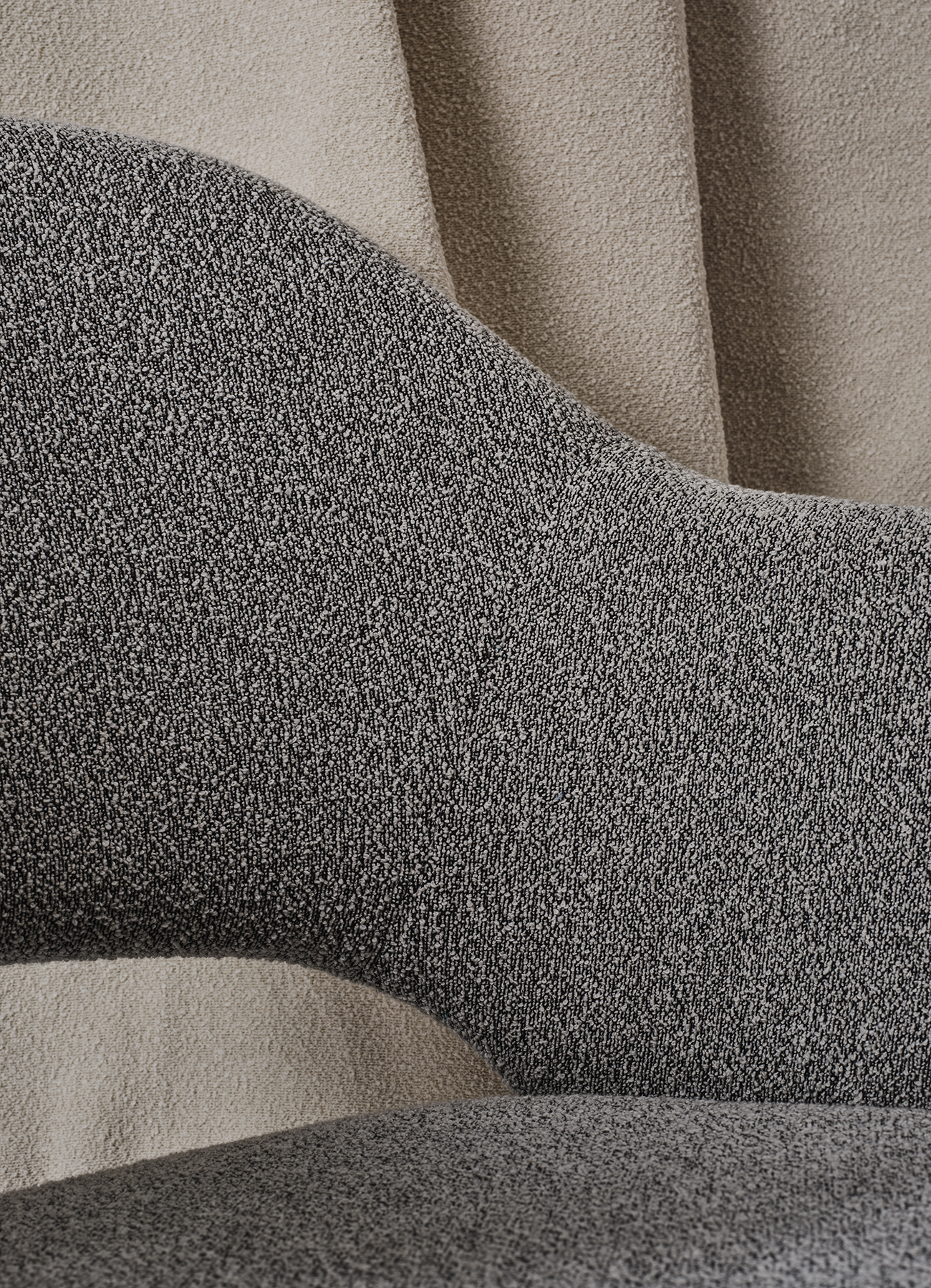 Knitted upholstery fabric