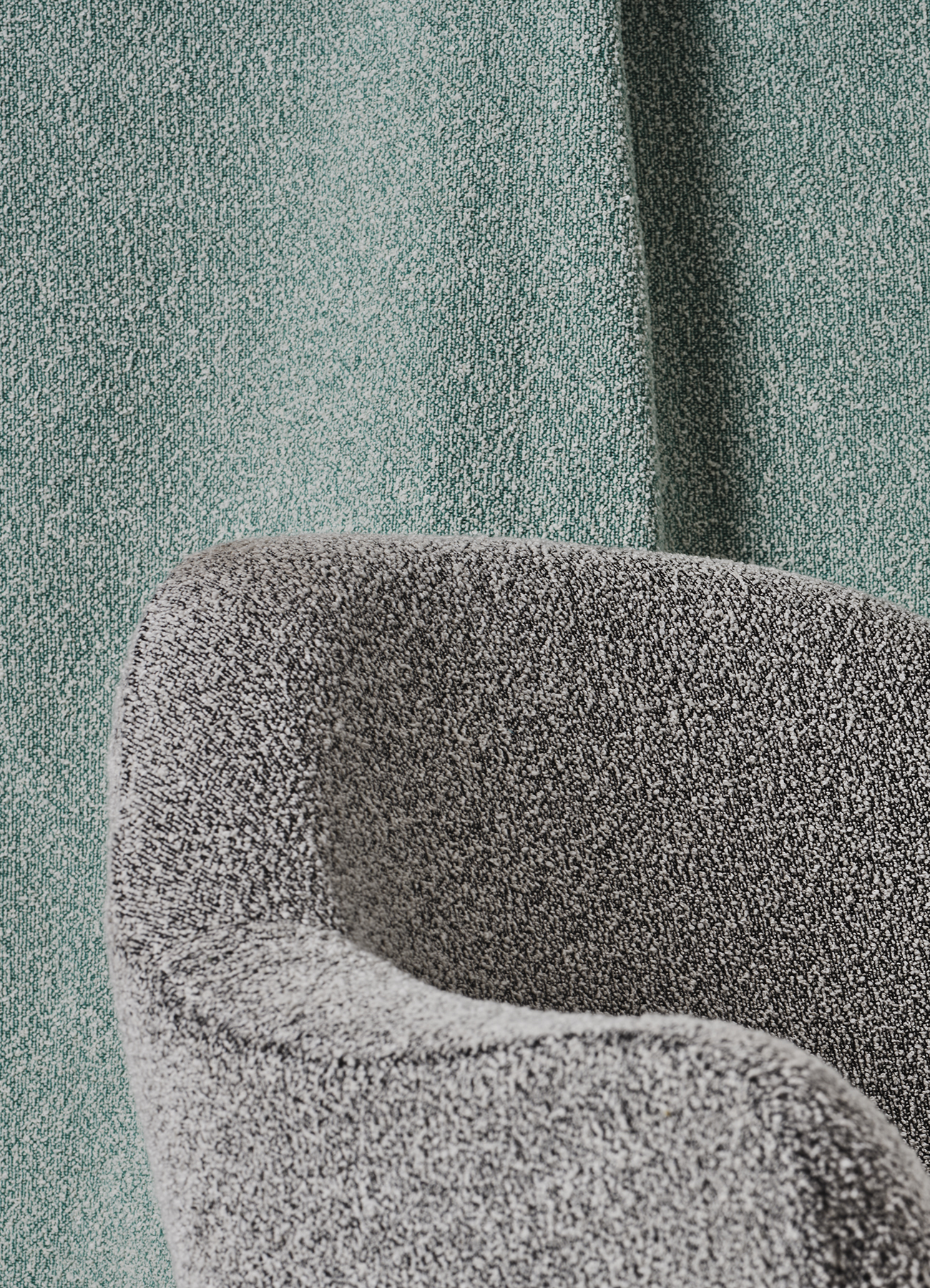 Knitted upholstery fabric