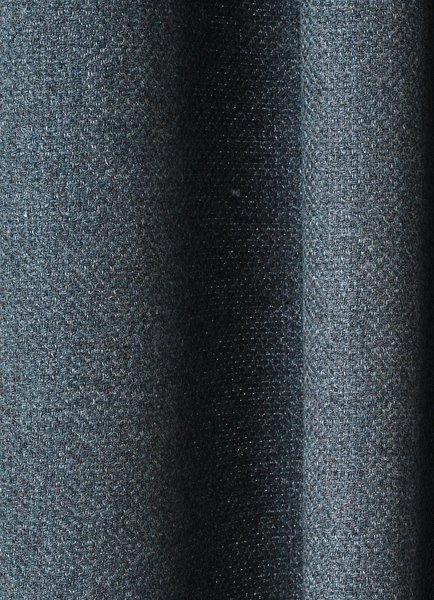 Woven fabric with rustic texture made of natural fibres